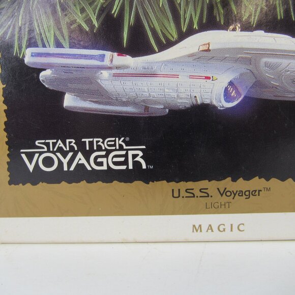 Hallmark Keepsake Ornament Star Trek Voyager U.S.S. Voyager Light Magic 1996 - Picture 2 of 6